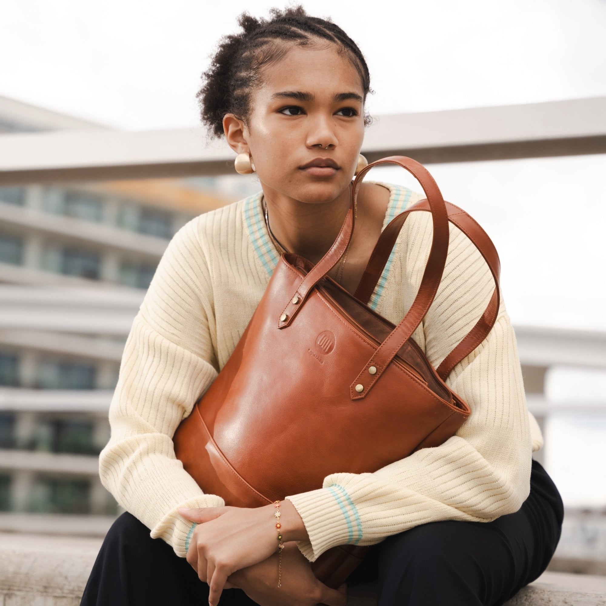 Entdecken Sie unseren Frauen Braunen Ledertasche - empathee